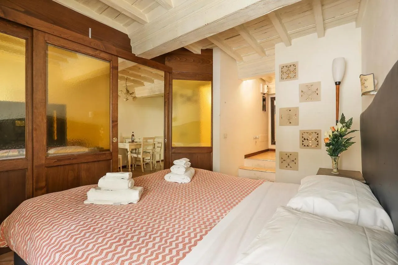 San Lorenzo Apartment-Hosted By Sweetstay Florence 0*,  Italy